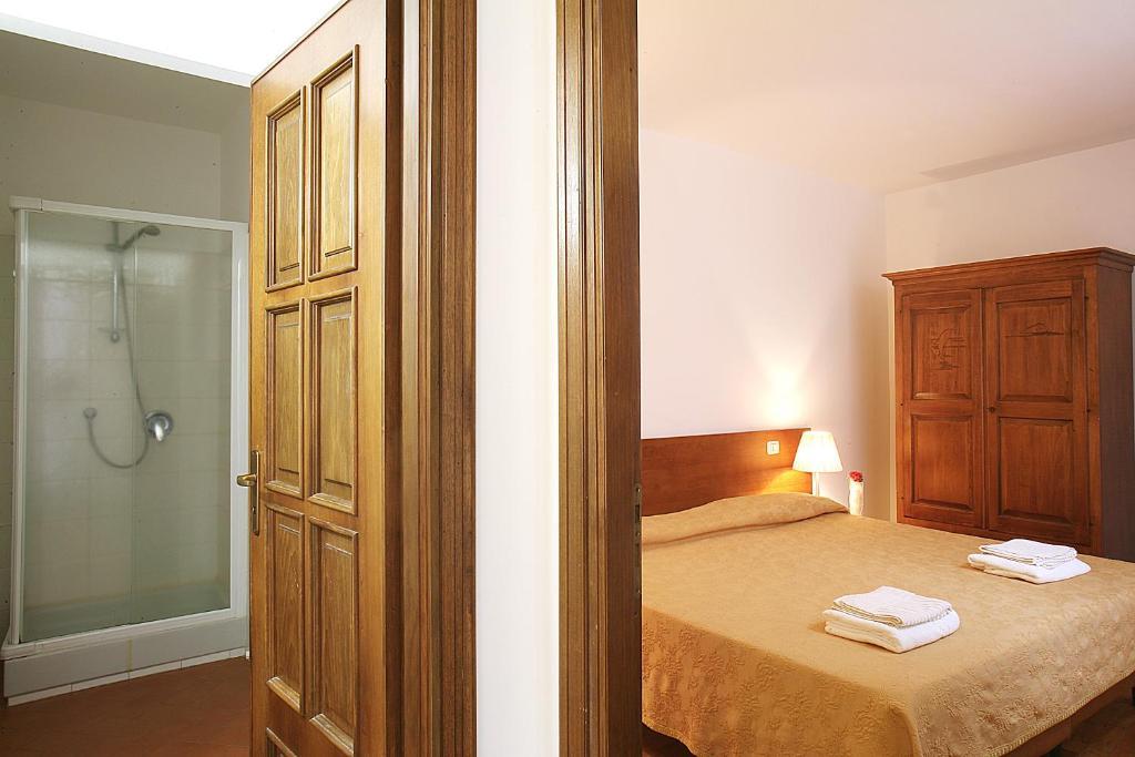 Residence Borgo San Sebastiano 베르게지 객실 사진