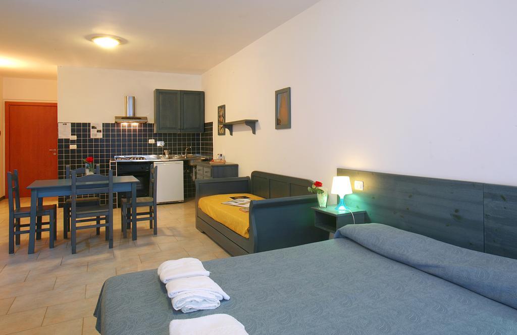 Residence Borgo San Sebastiano 베르게지 객실 사진