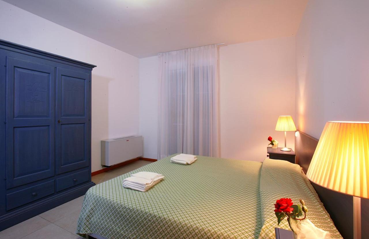 Residence Borgo San Sebastiano 베르게지 객실 사진